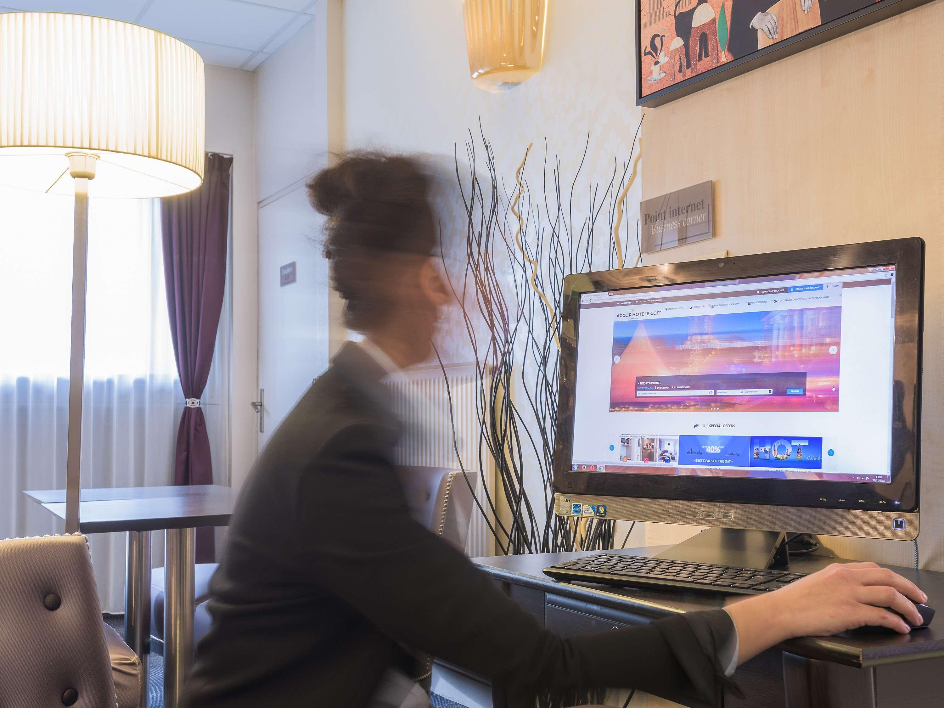 Mercure Tours Centre Gare Et Congres Екстериор снимка